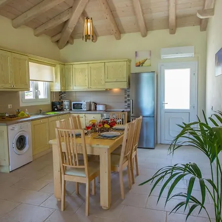 ヴィラ Porto Kamini Corfu